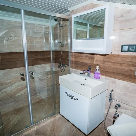 Tala 3 Villa *